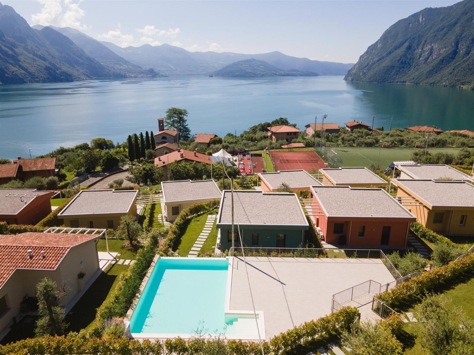 Iseolakerental - Villa Paradiseo Riva di Solto Buitenkant foto