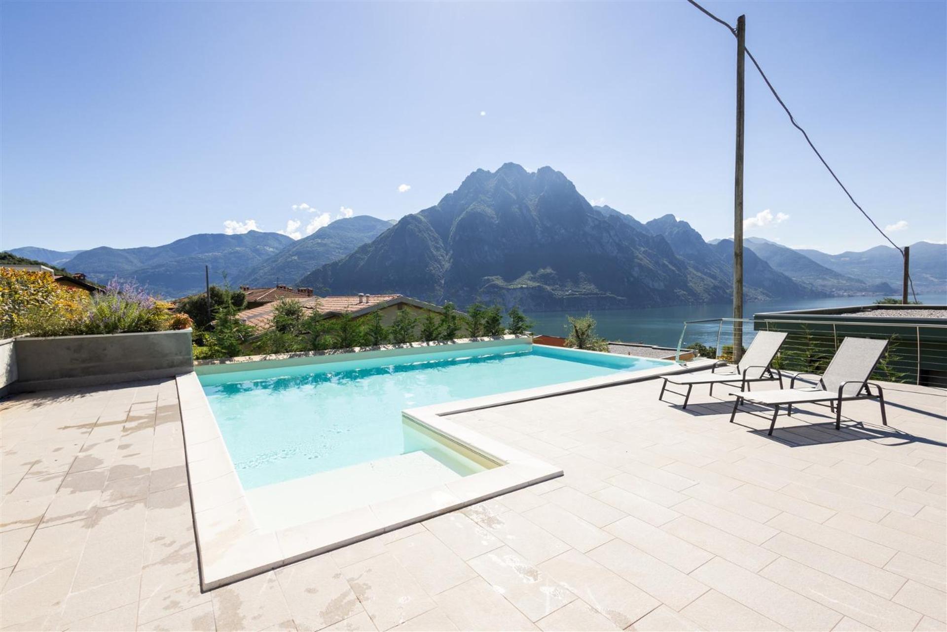 Iseolakerental - Villa Paradiseo Riva di Solto Buitenkant foto